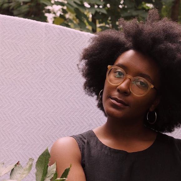 Meet your Posher, Yolandra - Picture 3 of 6